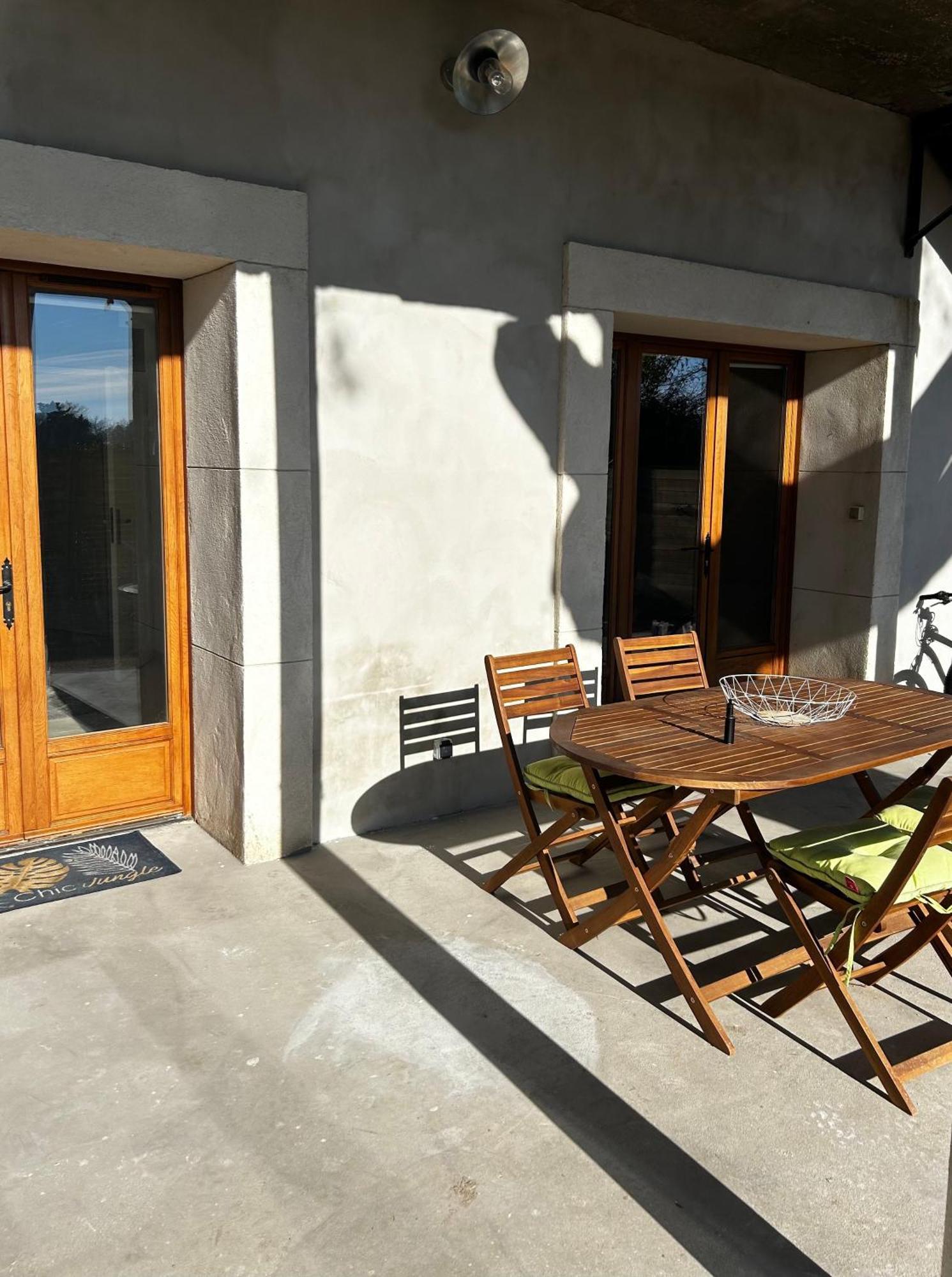 Superbe Appartement Dans Un Mas Nîmes Dış mekan fotoğraf